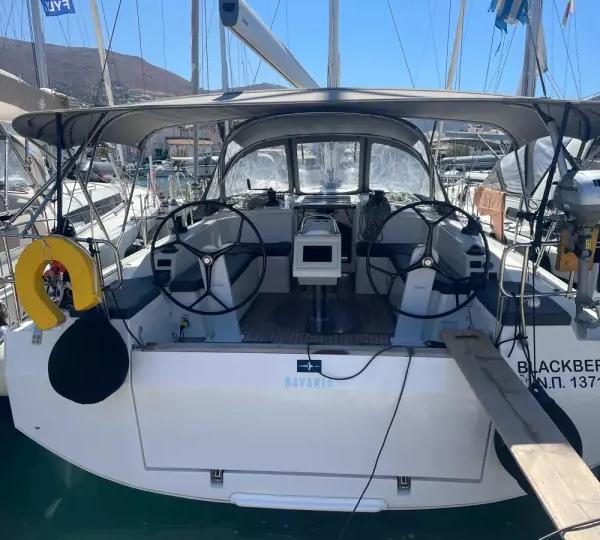 Bavaria C42 Blackberry — Sailing Yacht Charter