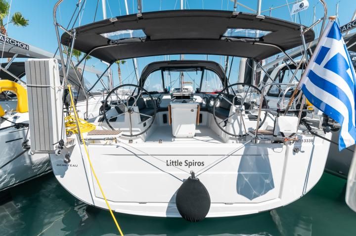 Beneteau Oceanis 40.1 Little Spiros — Sailing Yacht Charter