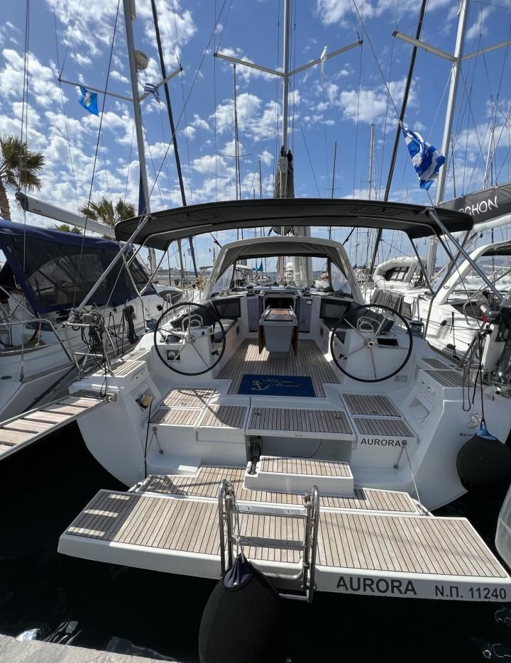 Beneteau Oceanis 45 Aurora — Sailing Yacht Charter