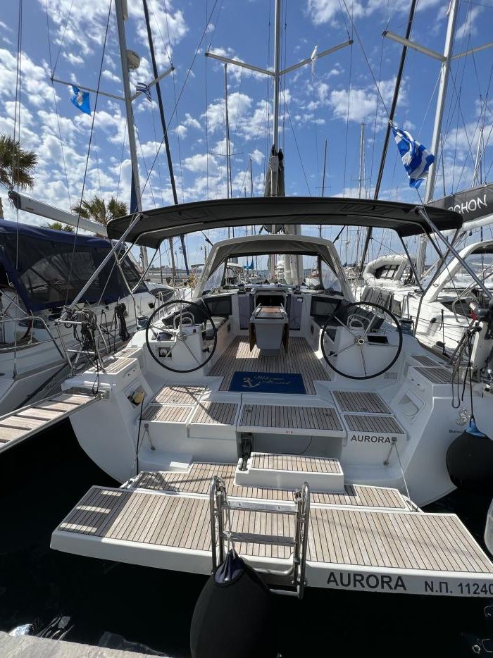 Beneteau Oceanis 45 Aurora — Sailing Yacht Charter, Sailing Yacht in Rhodes