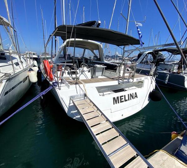 Beneteau Oceanis 48 Melina — Sailing Yacht Charter