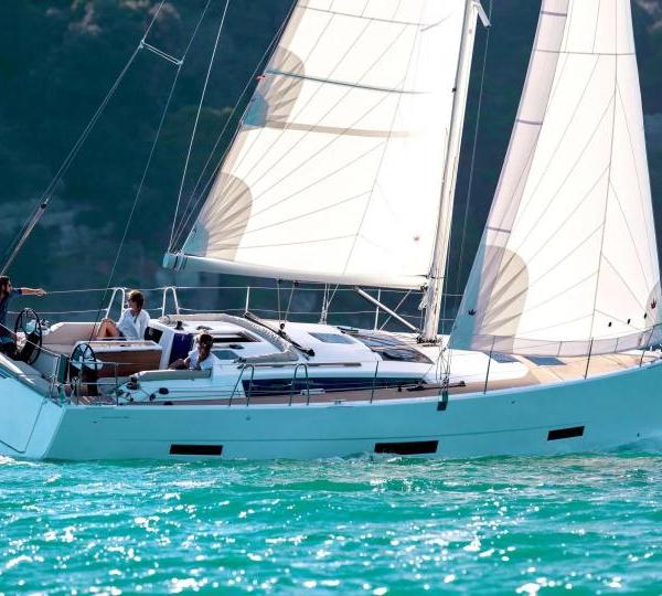 Dufour 390 Grand Large Ino — Sailing Yacht Charter