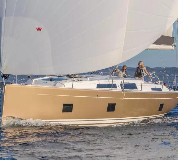 Hanse 418 Pasithea — Sailing Yacht Charter