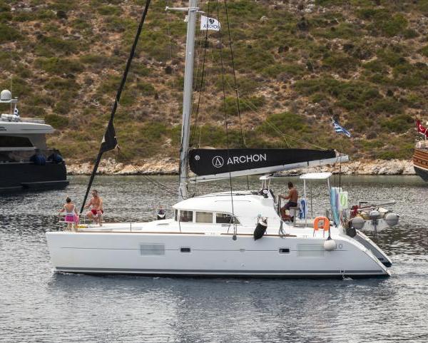 Lagoon 380 S2 Astra — Catamaran Charter