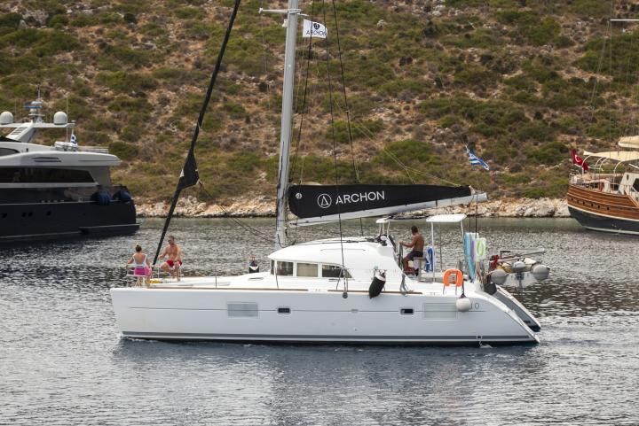 Lagoon 380 S2 Astra — Catamaran Charter