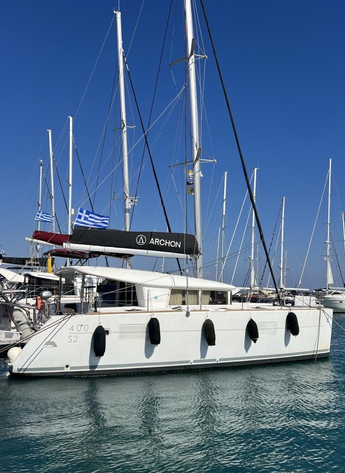 Lagoon 400 S2 Cata Loca — Catamaran Charter, Catamaran in Rhodes