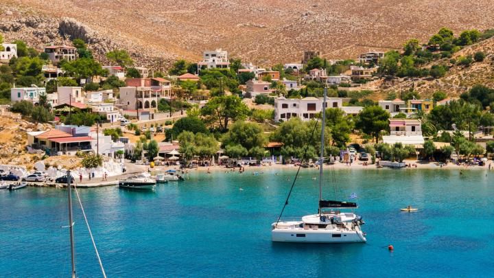 Lagoon 42 Blade — Catamaran Charter