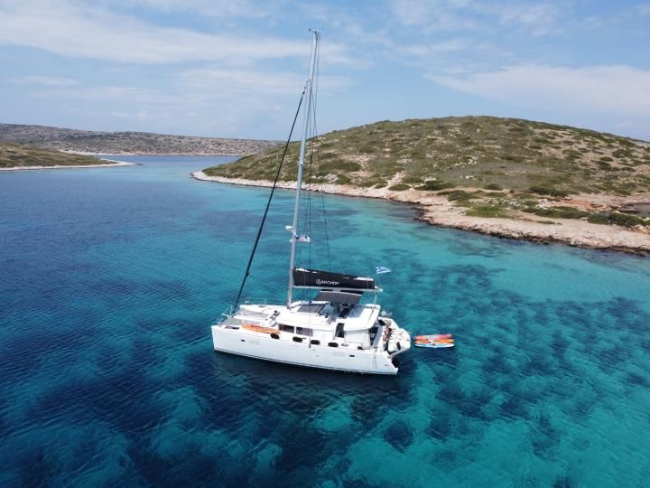 Lagoon 450 Flybridge Cinzia — Catamaran Charter