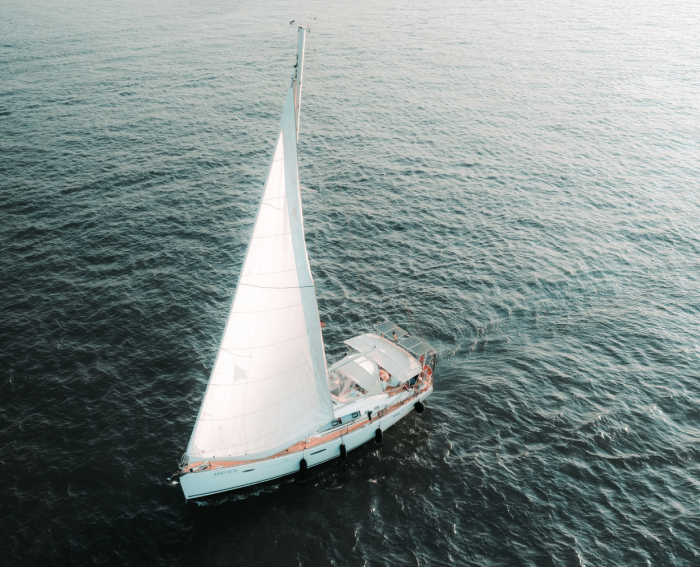 Oceanis 45 Familia L — Sailing Yacht Charter, Sailing Yacht in Rhodes