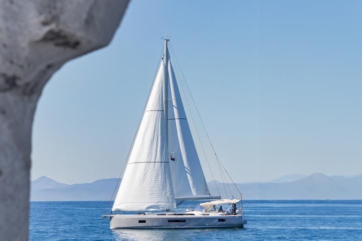 Oceanis 51.1 Amelie — Sailing Yacht Charter