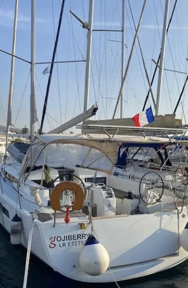 Sun Odyssey 440 Gojiberry — Sailing Yacht Charter