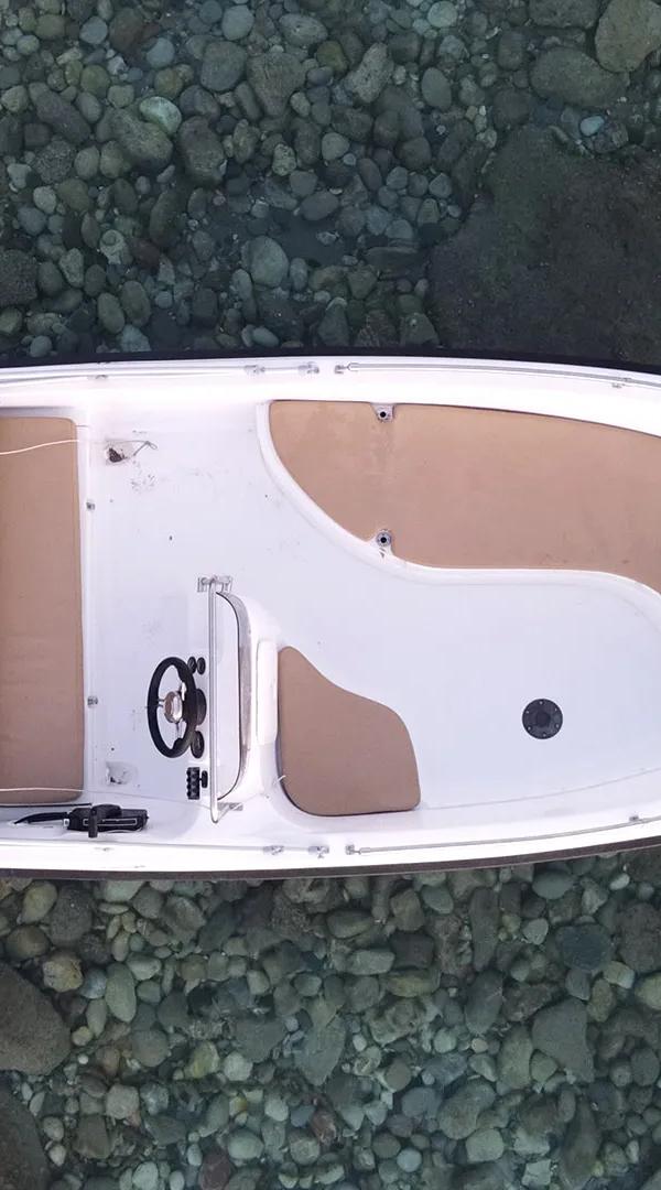 Rent a Boat Self-Drive Rental — No Licence Required