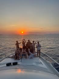 Golden Hour Yacht Experience — Semi-Private — photo 2