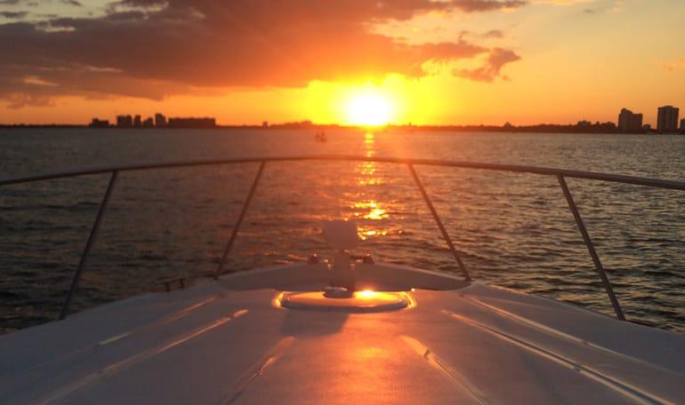 Golden Hour Yacht Experience — Semi-Private — photo 3