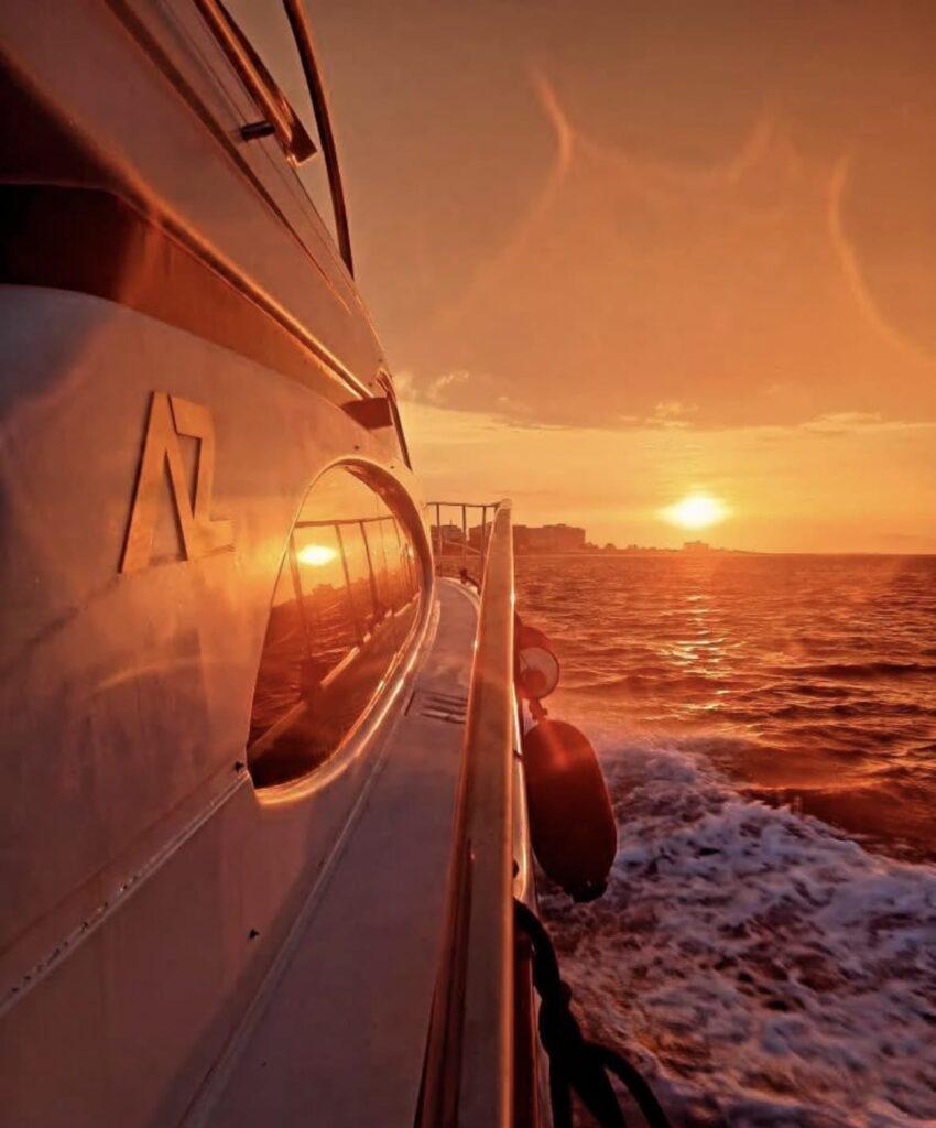 Golden Hour Yacht Experience — Semi-Private — photo 5