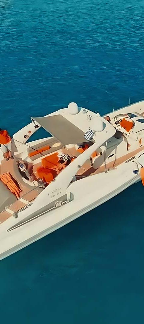 Half-Day Private Cruise (4 Hours) — Phantom Power Rib — photo 2